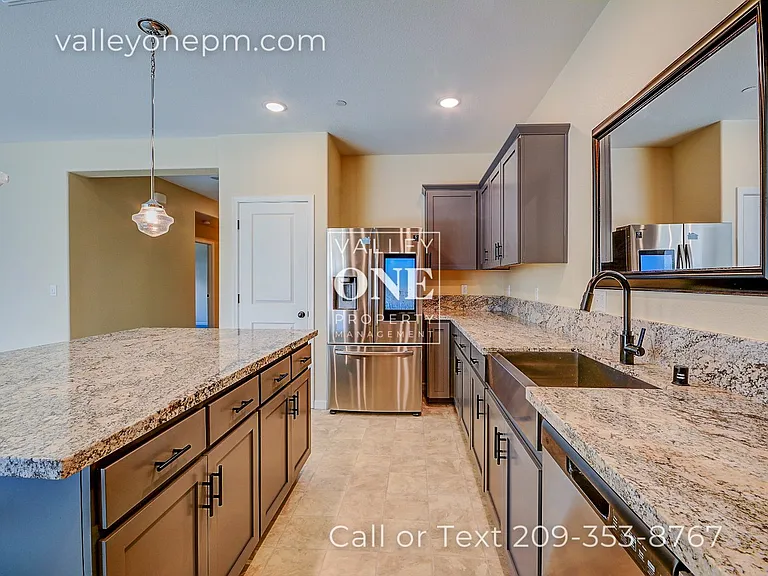 637 Mansfield Dr — Photo 26