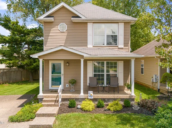 4000 Pacelli Pl, Worthington Hills, KY 40245