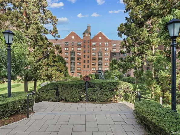 192 Garth Road #4O, Scarsdale, NY 10583