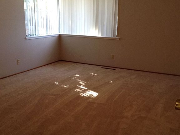2nd image of 10420 Creston Dr