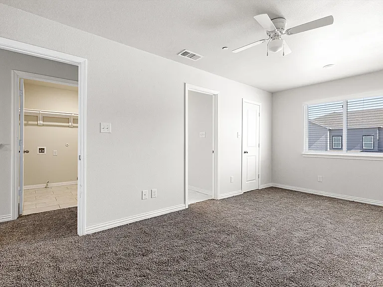 6215 Roby Dr — Photo 24