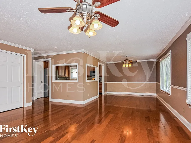 12207 Turkey Creek Ct — Photo 3