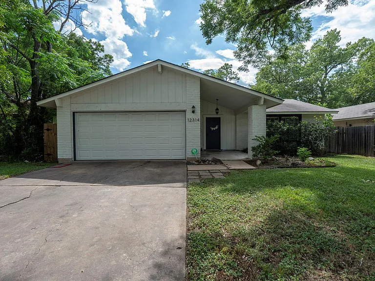 12314 Double Tree Ln — Photo 2