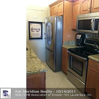 5th image of 900 NE 18th Ave APT 1408