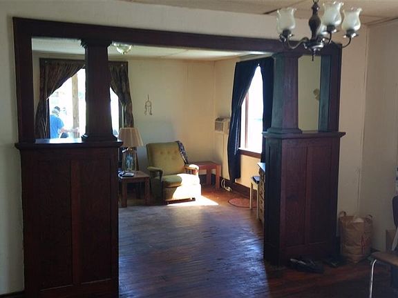 5th image of 707 W Genesee St