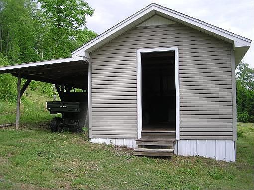 4th image of 42 Dove Ln