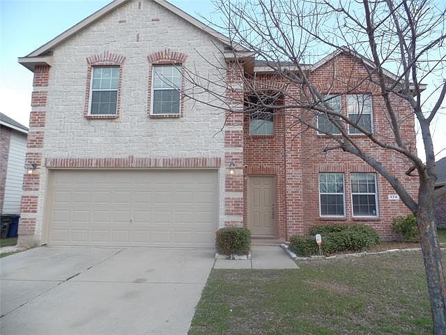 1st image of 924 Oakcrest Dr