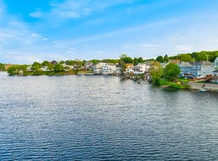 121 Lynnfield St, Lynn, MA 01904