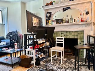 7 Miner St APT 1A, Boston, MA 02215