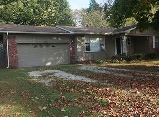 1600 N Porter Rd, Fayetteville, AR 72703