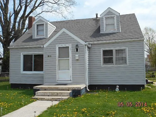 3619 S Harmon St photo 1