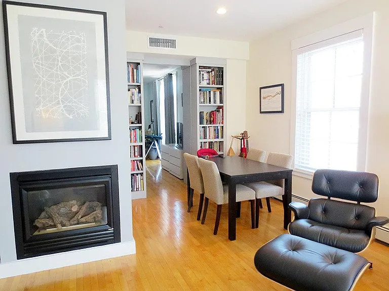400 Washington St #302 — Photo 13