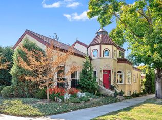 6658 N Fairfield Ave, Chicago, IL 60645