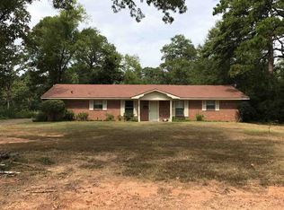 1807 Alpine Rd, Longview, TX 75601