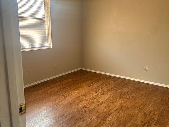 4th image of 2604 Miguel Pl APT C