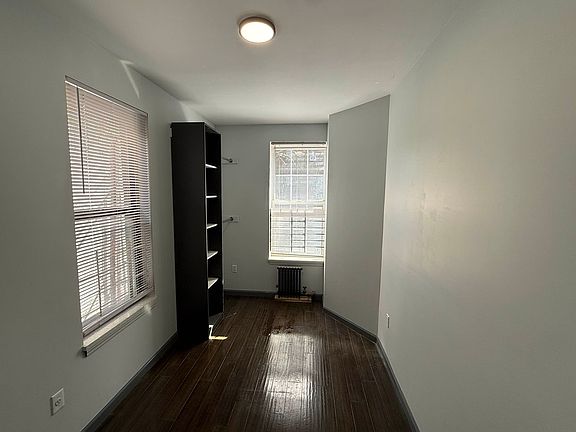 3rd image of 3090 Brighton 5 St #F
