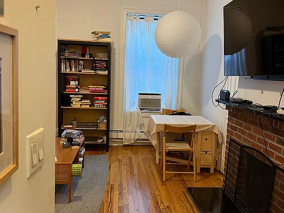 2nd image of 86 Fort Greene Pl APT 2E