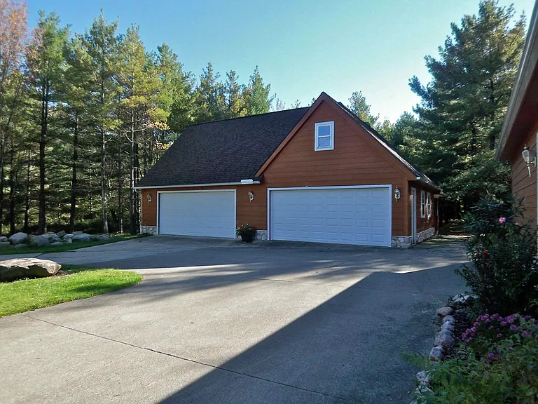 Front of detached garage