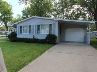 209 Northshore Rd, Elgin, IL 60123