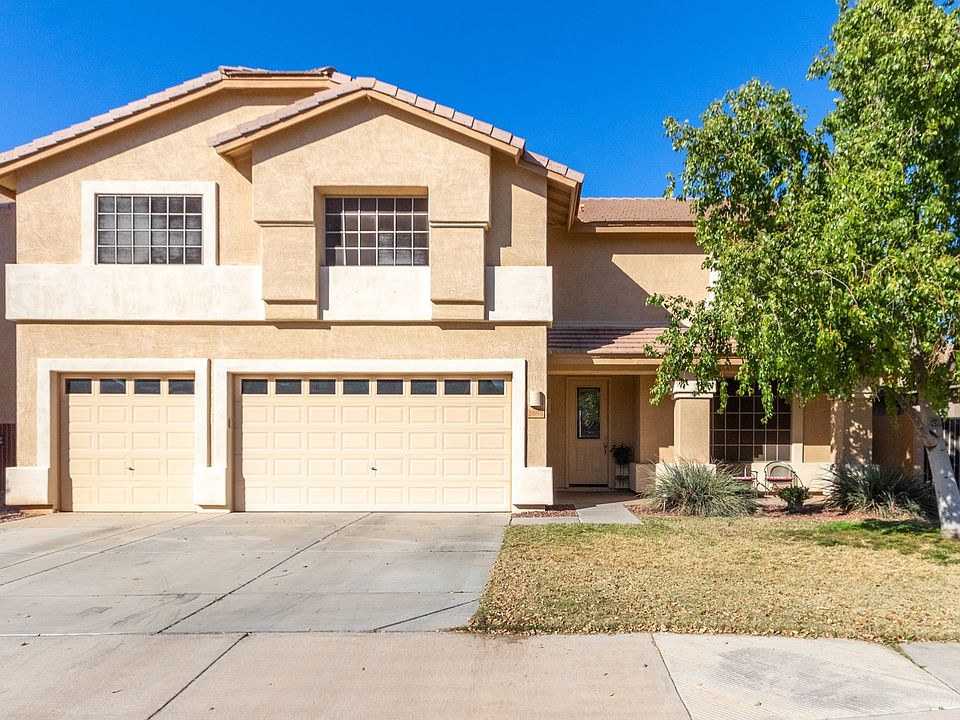 1st image of 2696 E Elmwood Pl