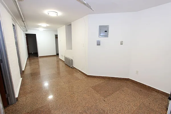 Rented by Dynamik Realty | media 3