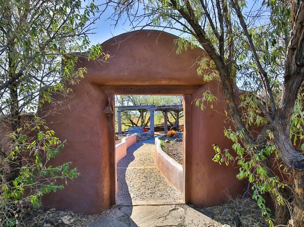21 Lone Tree Ln #EL, El Prado, NM 87529