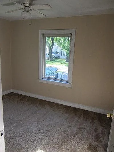2317 Ratcliffe Ave — Photo 5