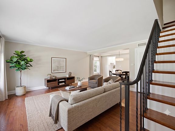 5th image of 606 5th St #606