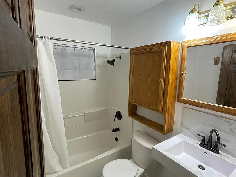 2563 Hearthside Dr — Photo 14