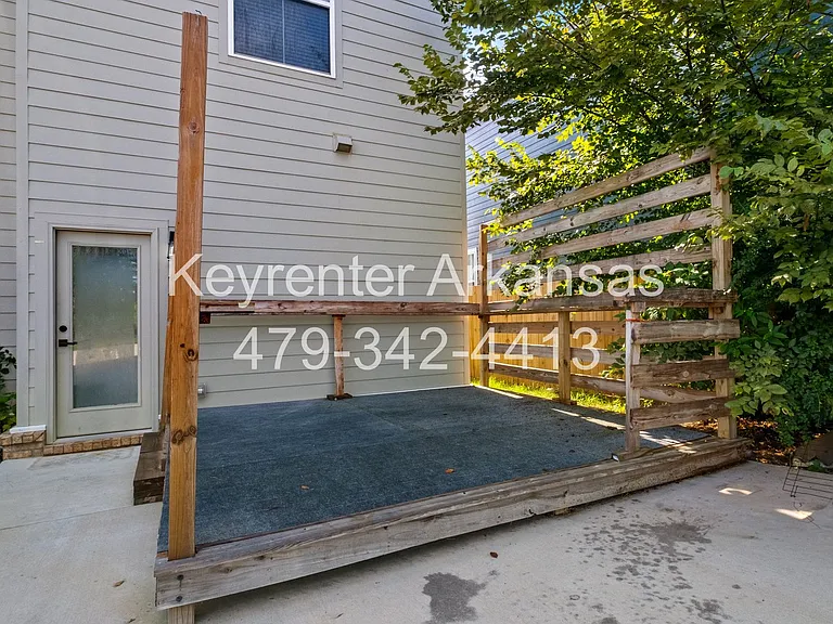 Duncan St Duplex — Photo 27