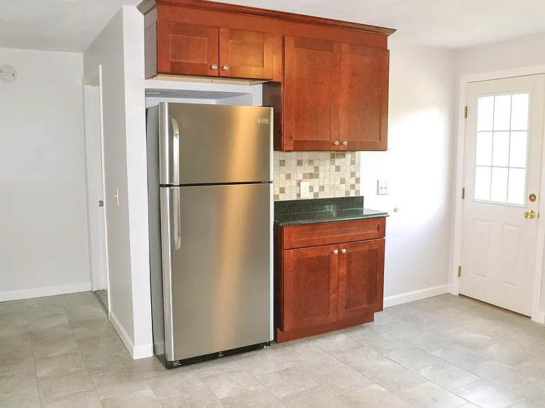 152 Main St #8 — Photo 5