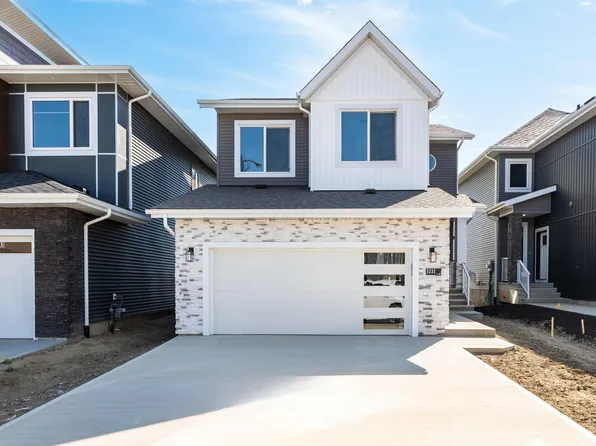 3331 Chickadee Dr NW, Edmonton, AB T5S 0K9