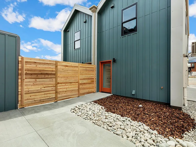 107 Confluence Rd #1 — Photo 27