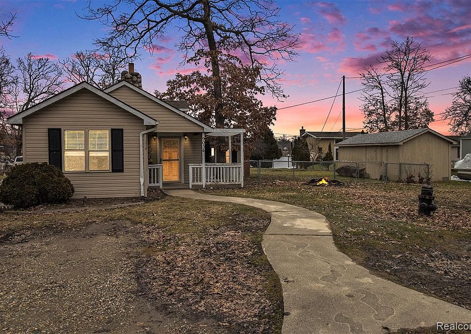 9034 Patrick Dr, Davisburg, MI 48350 Zillow