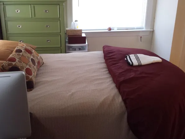 2601 Farmington Dr #5, Alexandria, VA 22303