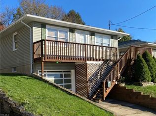 569 Gibbs Rd, Akron, OH 44312