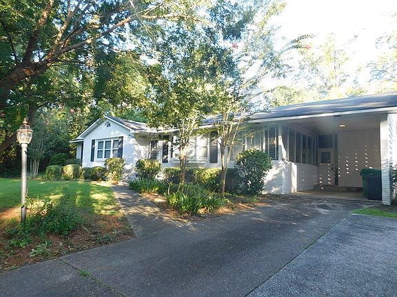 2nd image of 806 W Alden Ave