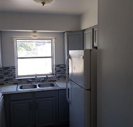 3rd image of 1902 Havana Ave #13