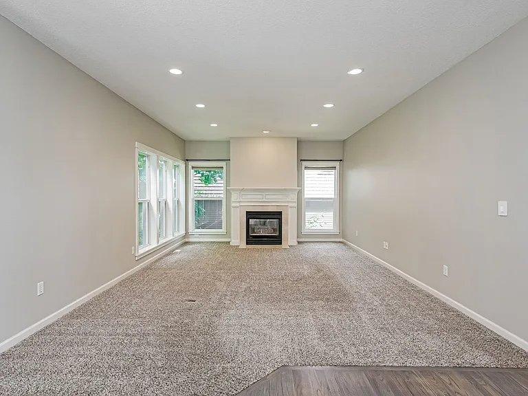 13843 SW Benchview Ter — Photo 3
