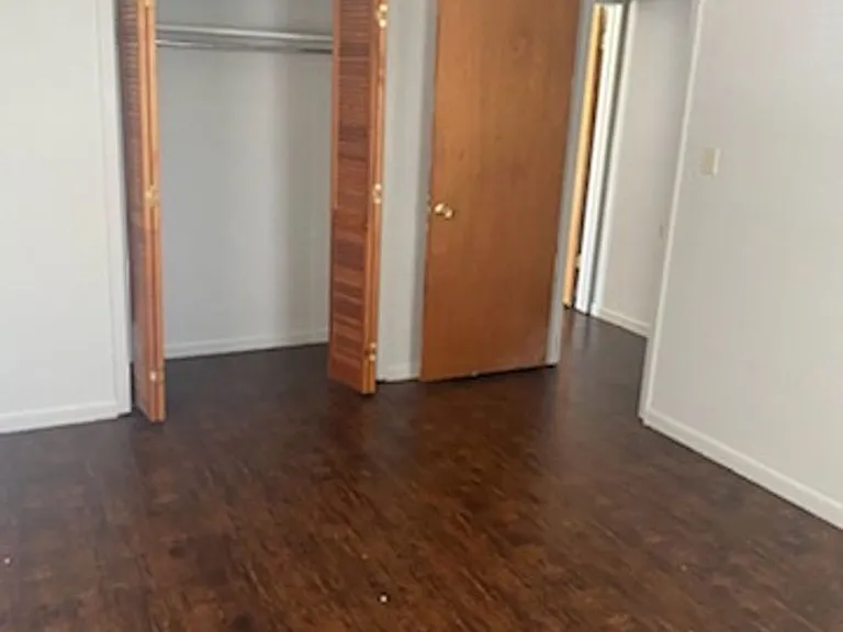 Monthly Paid Rent — Photo 15