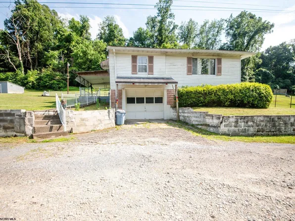 152 Boston St, Morgantown, WV 26508