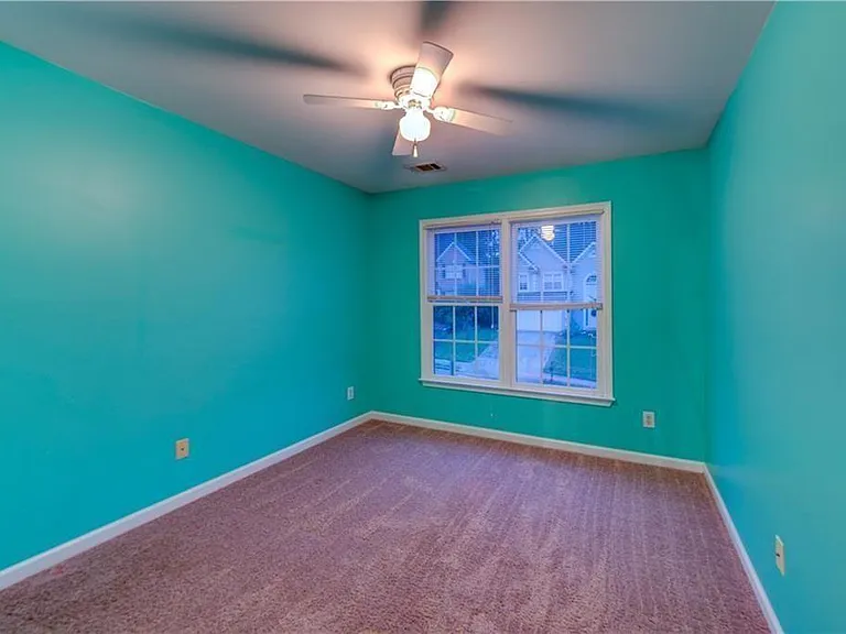 1429 Oglethorpe Dr — Photo 13