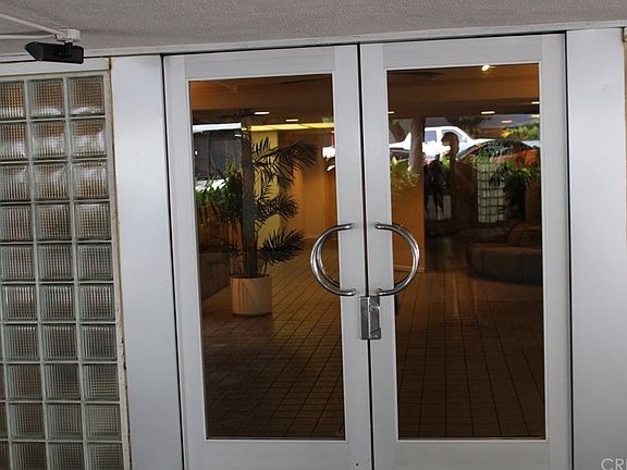 3rd image of 8530 Holloway Dr APT 418
