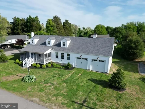 88 Circle Dr, Earleville, MD 21919