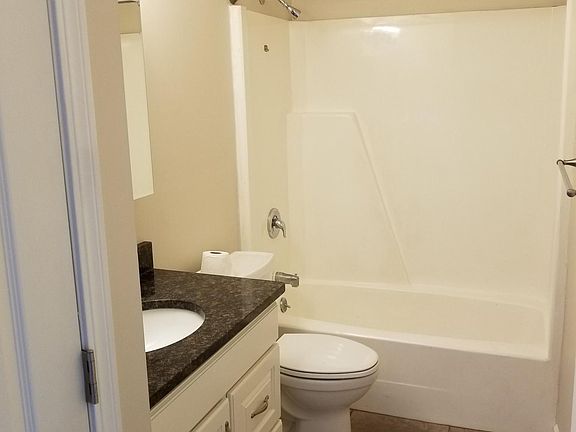 5th image of 550 N Lake Pine Dr #2