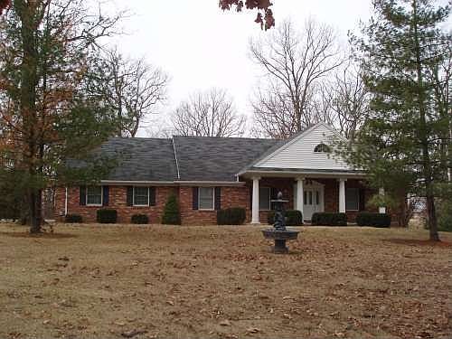 1st image of 22911 Woodhaven Ct