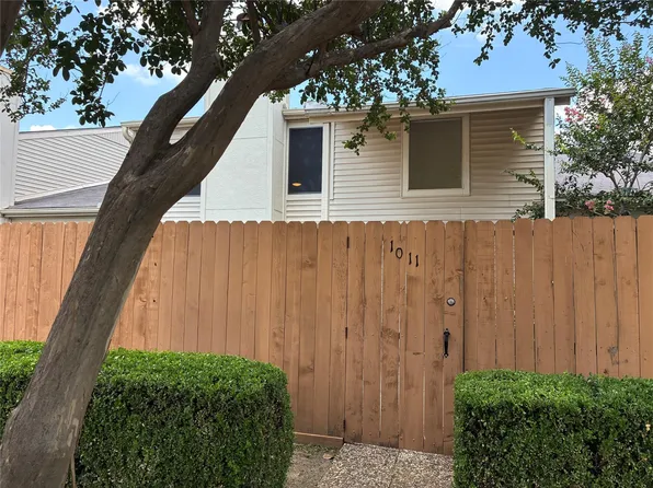 6401 Deihl Rd APT 1011, Houston, TX 77092