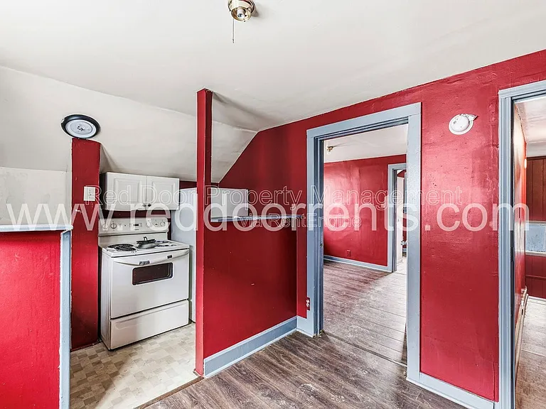 408 N Oakland Ave #B — Photo 10