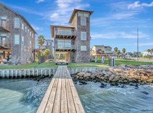 606 2nd St, Seabrook, TX 77586
