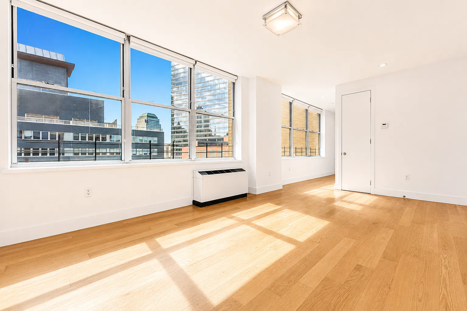50 Murray Street — Photo 2